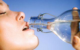 Astuces pour boire plus d’eau