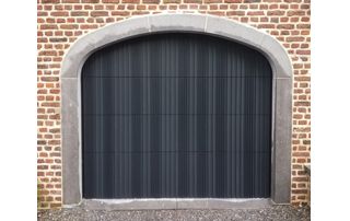 porte de garage en alu