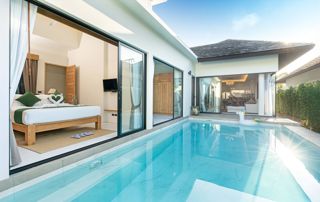 piscine luxueuse intégrée dans une villa