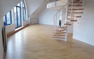 plancher en bois clair