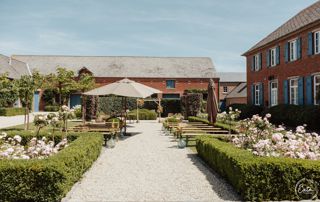 extérieur ferme du Chateau de Corroy